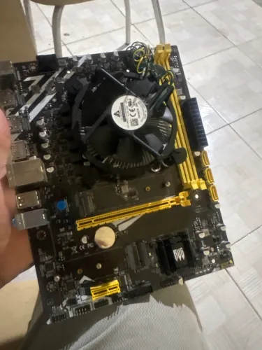 Kit processador e placa mãe i3 12 Th