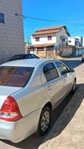 Toyota Etios X Sedan 1.5 Flex 16V 4P Mec. 2015
