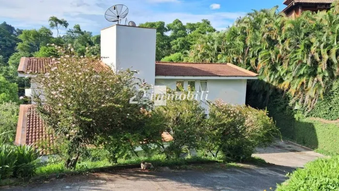 Casa à venda em Carapicuíba, Granja Viana, com 4 suítes, com 604.49 m², Recanto Inpla