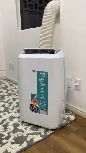 A4 condicionado portátil Philco usado poucas vezes
