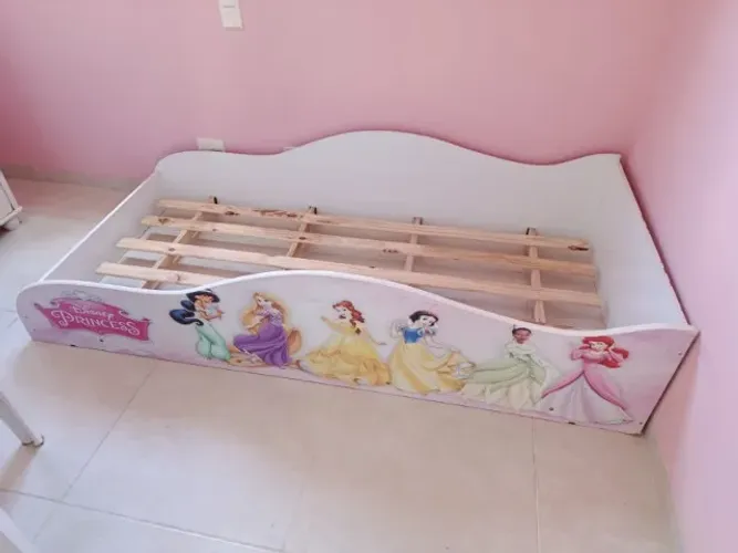 Cama infantil das Princesas Disney
