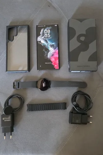 Combo Samsung S22 ultra 256gb e Watch 5 44mm