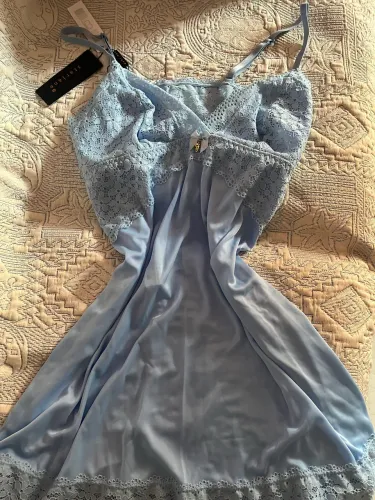 Camisola rendada