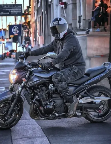 (VENDIDA) Suzuki Bandit 1250N - Remap Vianna Racing e + de R$ 10.000,00 em Acessórios.