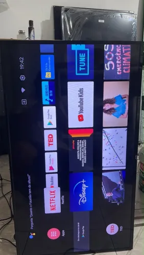Tv JVC 43 polegadas