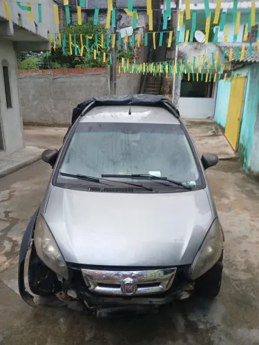 Fiat Idea Adv./ Adv.lock.dualogic 1.8 Flex 5P 2013