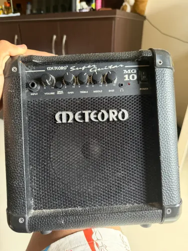 Amplificador meteoro mg10