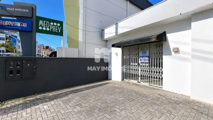 Sala comercial em localização estratégica no Centro de Itajaí