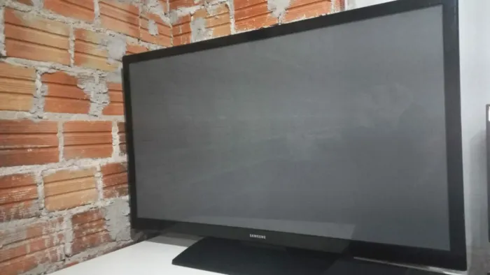 Vende-se Televisão 42 polegadas 