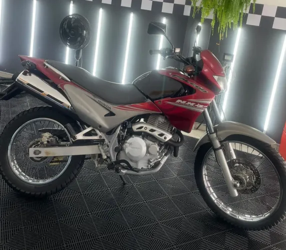 FALCON NX400 2008