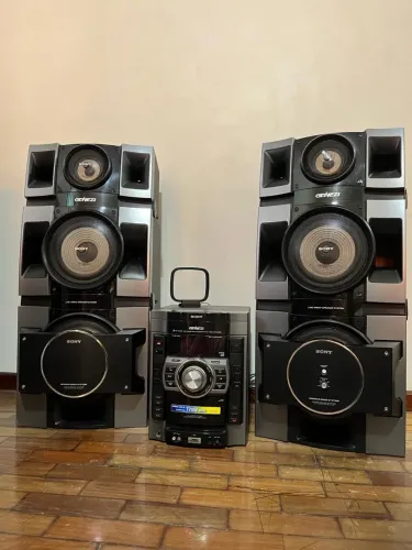 SOM  SONY GENEZY 770W RMS