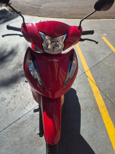 Biz 125cc ES 2025 filé.