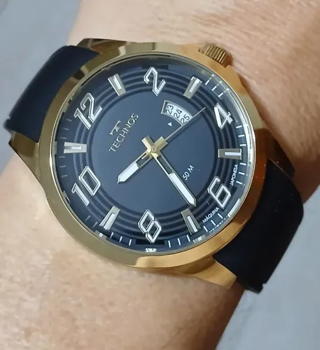 Relógio Technos Dourado-Preto Pulseira de Silicone