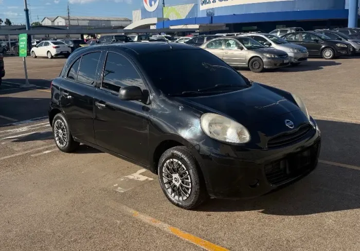 Nissan March 1.0 16V Flex Fuel 5P 2014