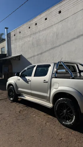 Toyota Hilux CD SRV D4-d 4X4 3.0 TDI Diesel AUT 2012