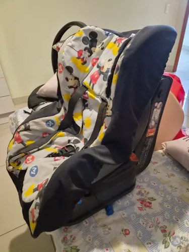 Cadeirão de bebê