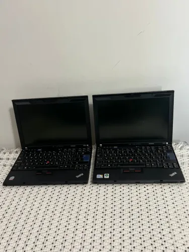 Dois notebook Lenovo x200 160 gb de hd e 4 gb de memória RAM 
