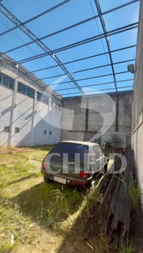 VILA SANTA CATARINA - COM 1.450M² PARA COMÉRCIO!