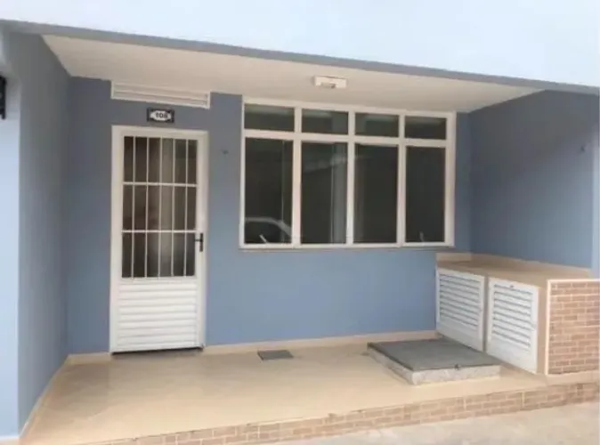 Alugo casa no Recreio