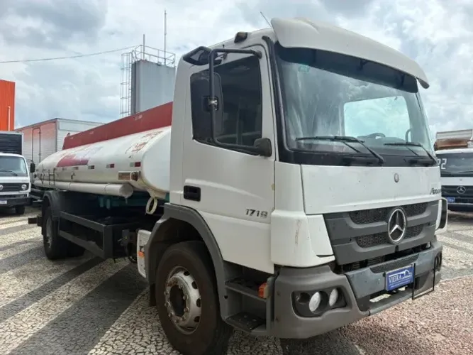Mercedes Atego 1719 tanque