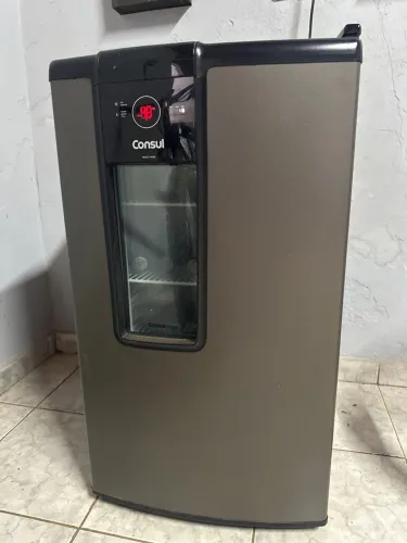 Vendo cervejeira Consul Titanium