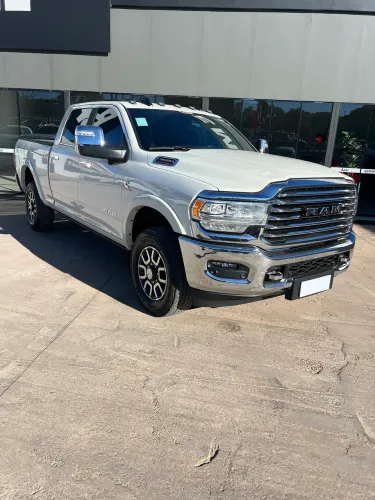 Ram 3500 Limited Longhorn 6.7 TB CD Diesel 2024