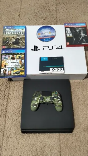 PS4 slim com SSD crucial de 500 GB. Único dono