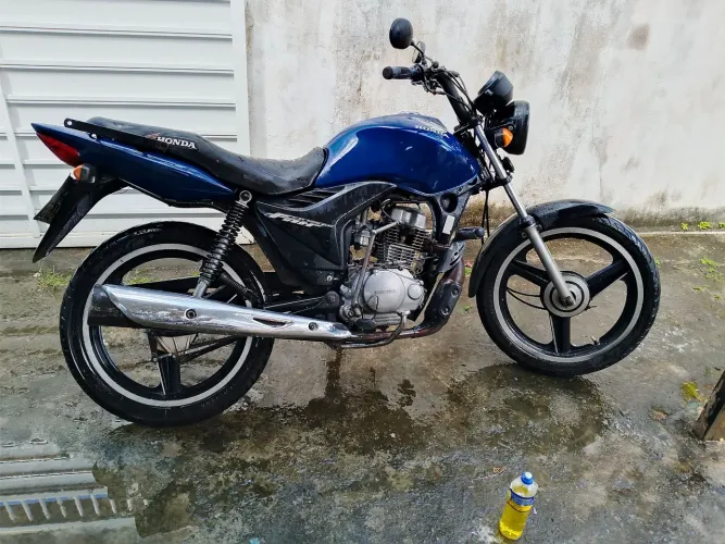 Vendo fan 125 em perfeito estado