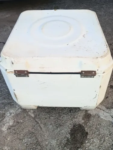 Baú para moto de Fibra sem suporte