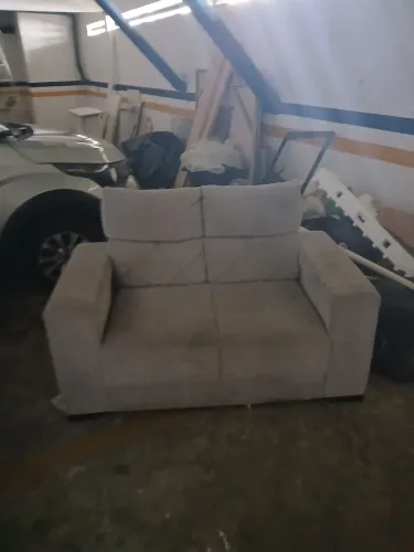 Vendo sofá de dois lugares