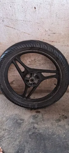Vende se roda traseira da traxx