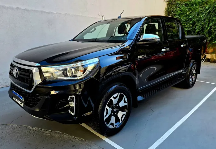 Toyota Hilux CD SRX 4X4 2.8 TDI 16V Diesel Aut. 2020
