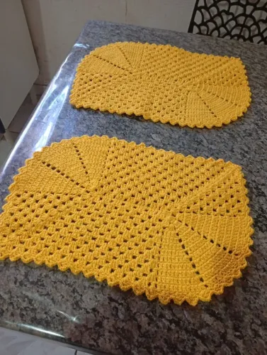 Jogo de souplast com 4 peças em crochê