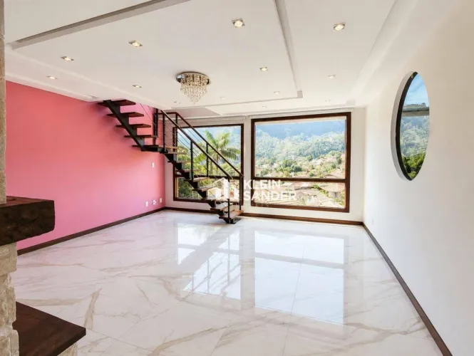 Casa com 3 dormitórios à venda, 250 m² por R$ 1.275.000,00 - Cônego - Nova Friburgo/RJ