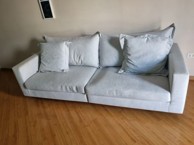 Vendo 2 poltronas + 1 sofá, ler descrição!