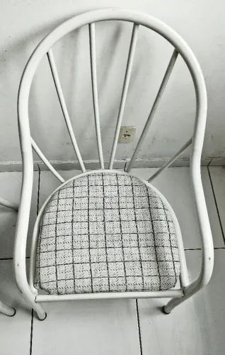 CADEIRAS ALMOFADADAS