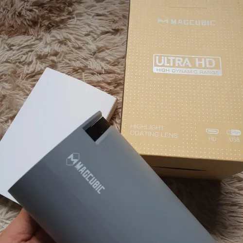 Projetor Magcube hy300 pro