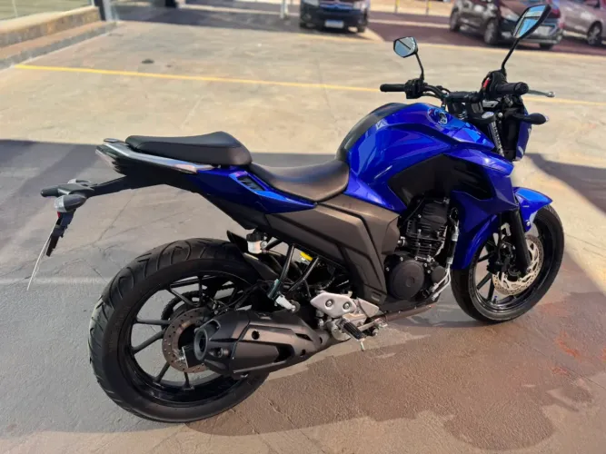 Fazer 250