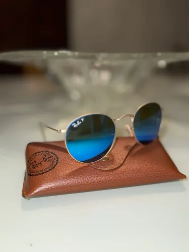 Óculos de sol Ray-Ban Round Metal com lente azul espelhada