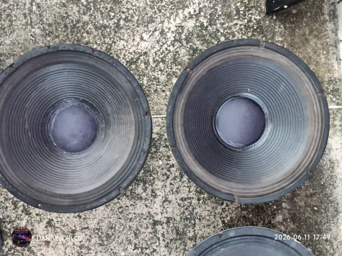 PAR AUTO FALANTE 15" 500 RMS