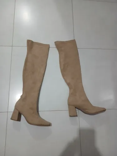 bota de cano alto