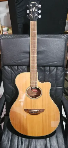 Violão Flat Yamaha