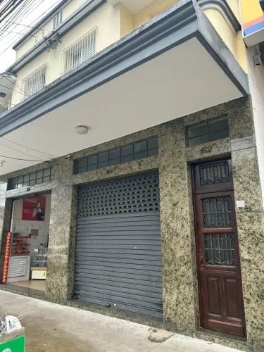 Imóvel para aluguel possui 58 metros quadrados em Marapé - Santos - SP