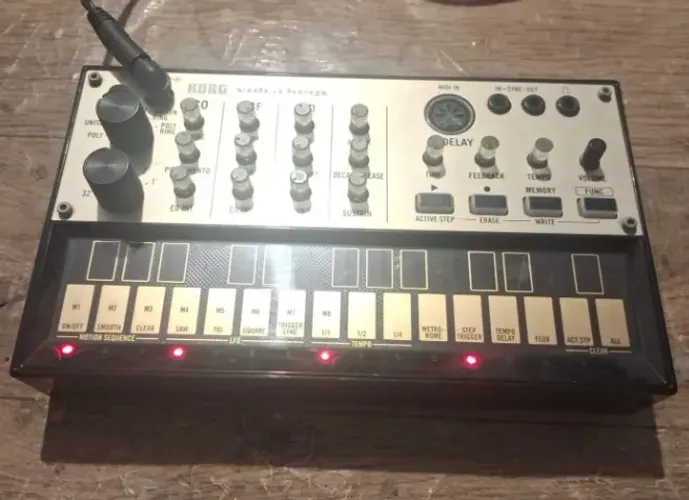 Sintetizador Korg Volca Keys