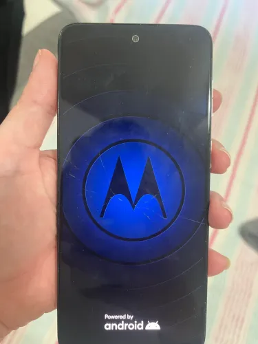Motorola g42 tela trincada