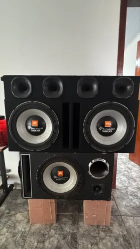 Vendo som automotivo 