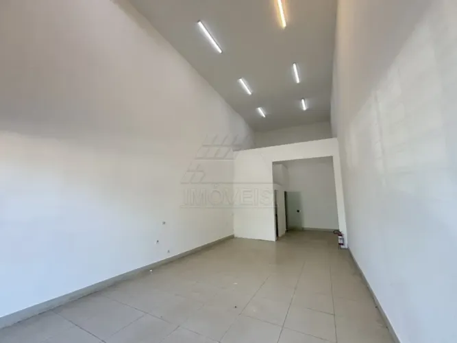 Salão Comercial disponível para locação no bairro Jardim Ipiranga, Americana, SP