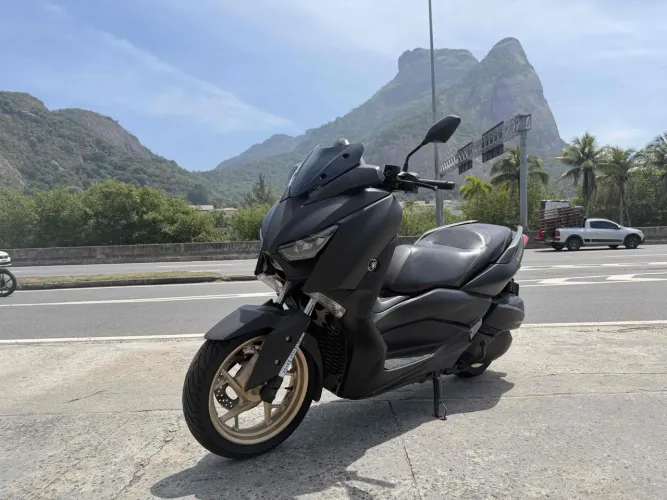 Yamaha Xmax 250 abs 2021