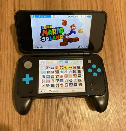 Nintendo New 2DS XL