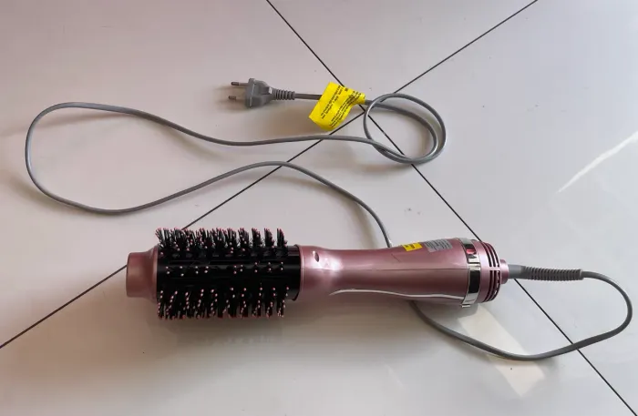 Escova Secadora Mondial Golden Rose Bivolt
